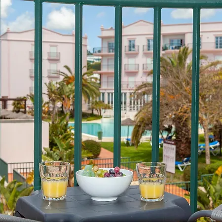 B73 - Luz Sun Lejlighed