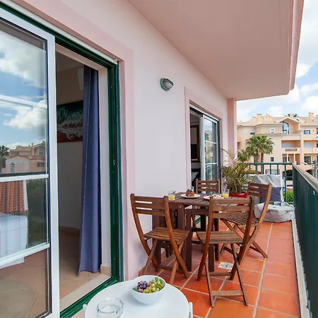 Apartment B73 - Luz Sun
