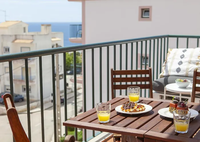 B73 - Luz Sun Apartment *