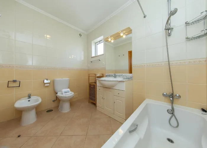 Apartment B73 - Luz Sun *